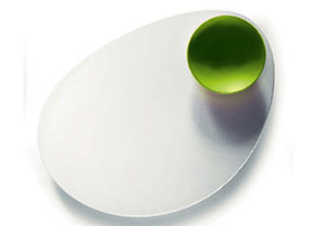 Mebel White Entity 13 Oval Plate & Green Dip Bowl MBEN13GR